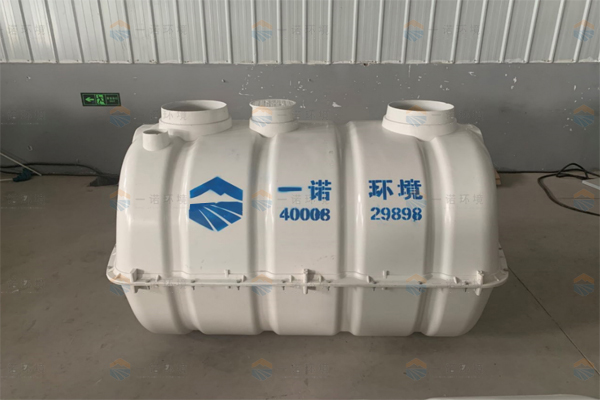 農村廁所改造需要選擇什么特點的玻璃鋼化糞池？